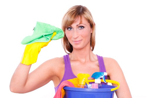 Deep mattress cleaning process removing dust and stains